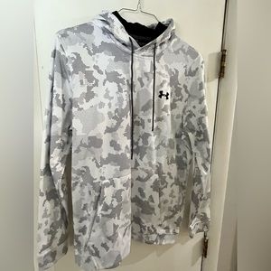 NWOT Mens Under Armour hoodie